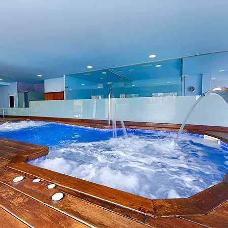 Azz Claras 4* Penafiel
