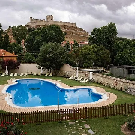 Hotell Azz Claras 4*